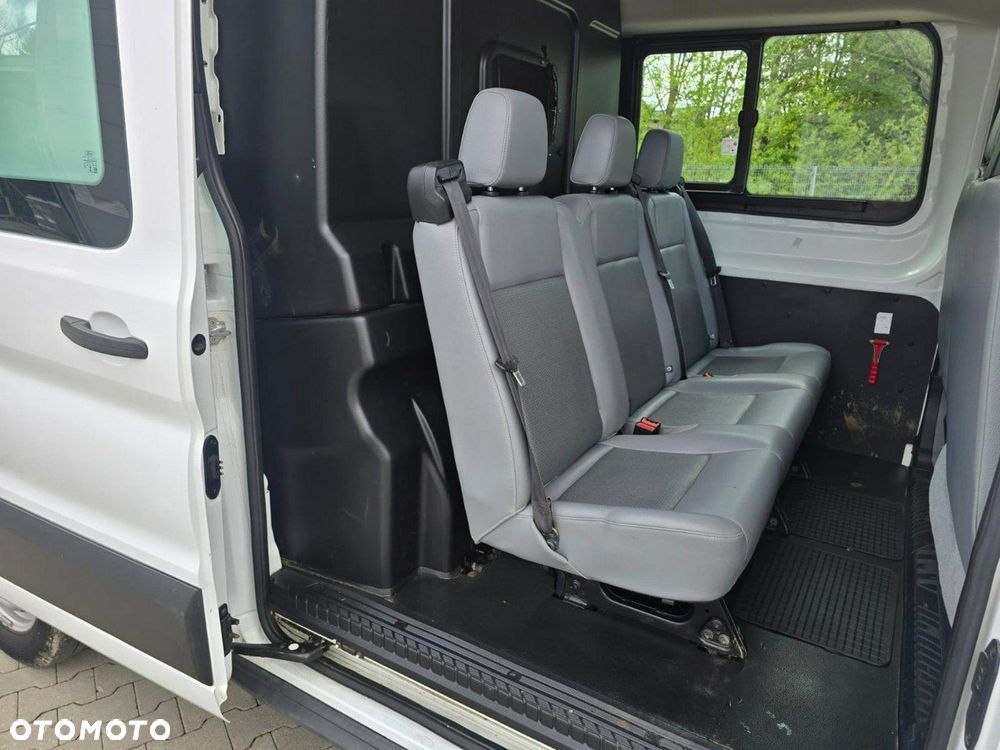 Ford Transit - 31