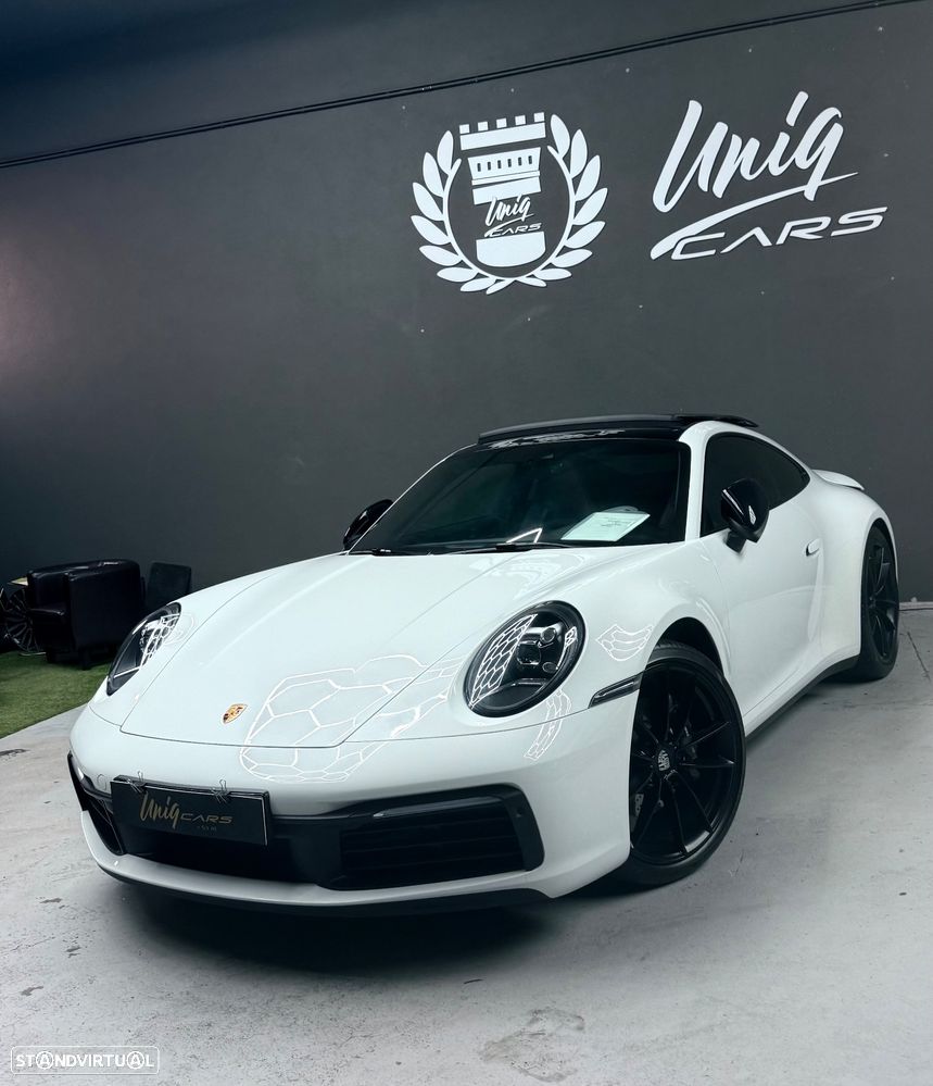 Porsche 911 (992) - 10