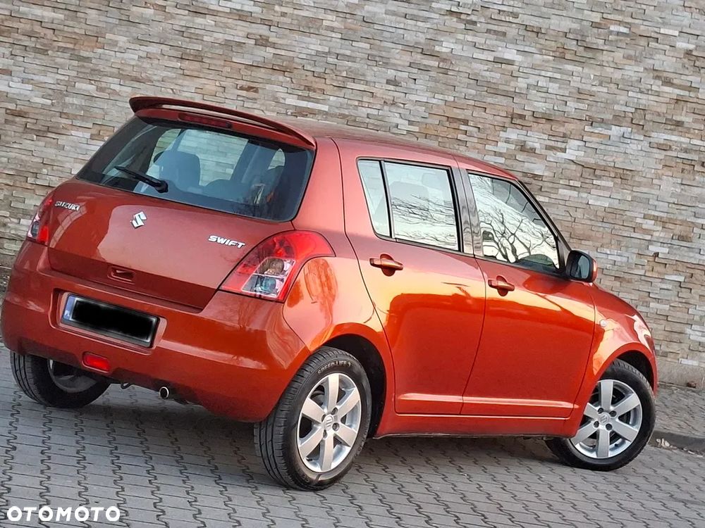 Suzuki Swift 1.3 Comfort - 17