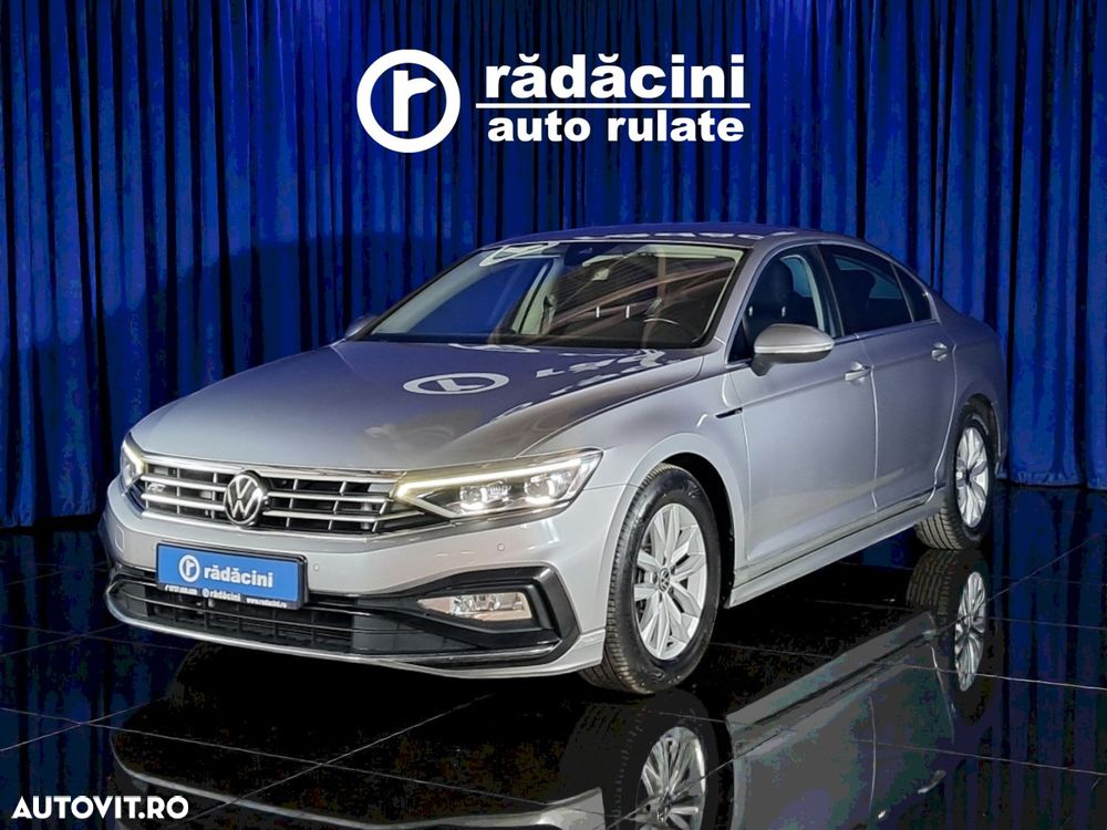 Volkswagen Passat - 4