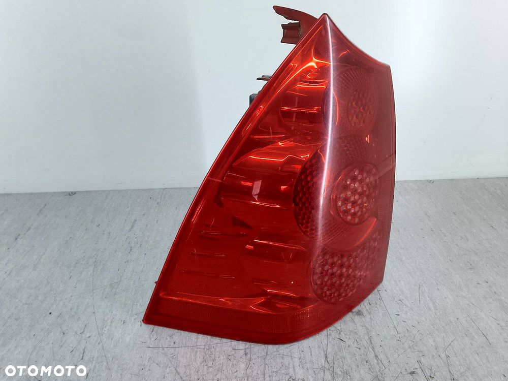 LAMPA TYLNA LEWA PEUGEOT 307 SW FL 557686 KOMBI - 8