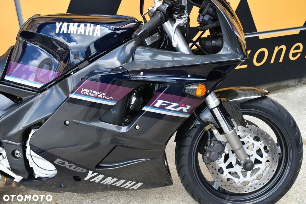Yamaha FZR - 5