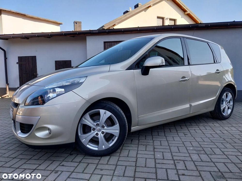 Renault Scenic 1.6 16V Confort Privilege - 29