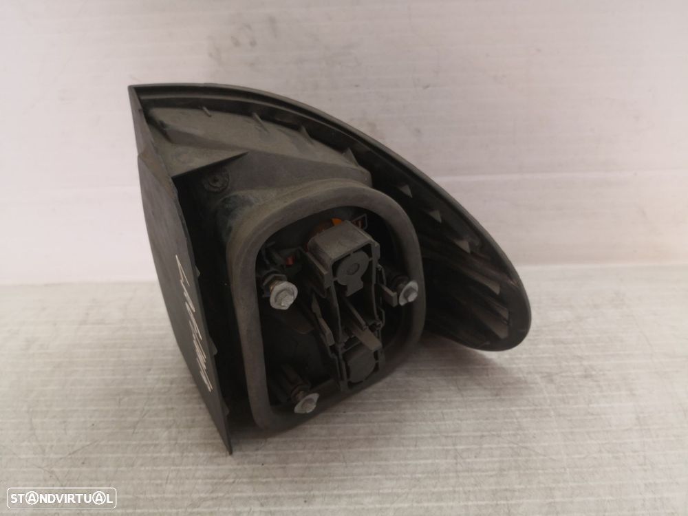 Farolim Stop Esq Renault Laguna I (B56_, 556_) - 4
