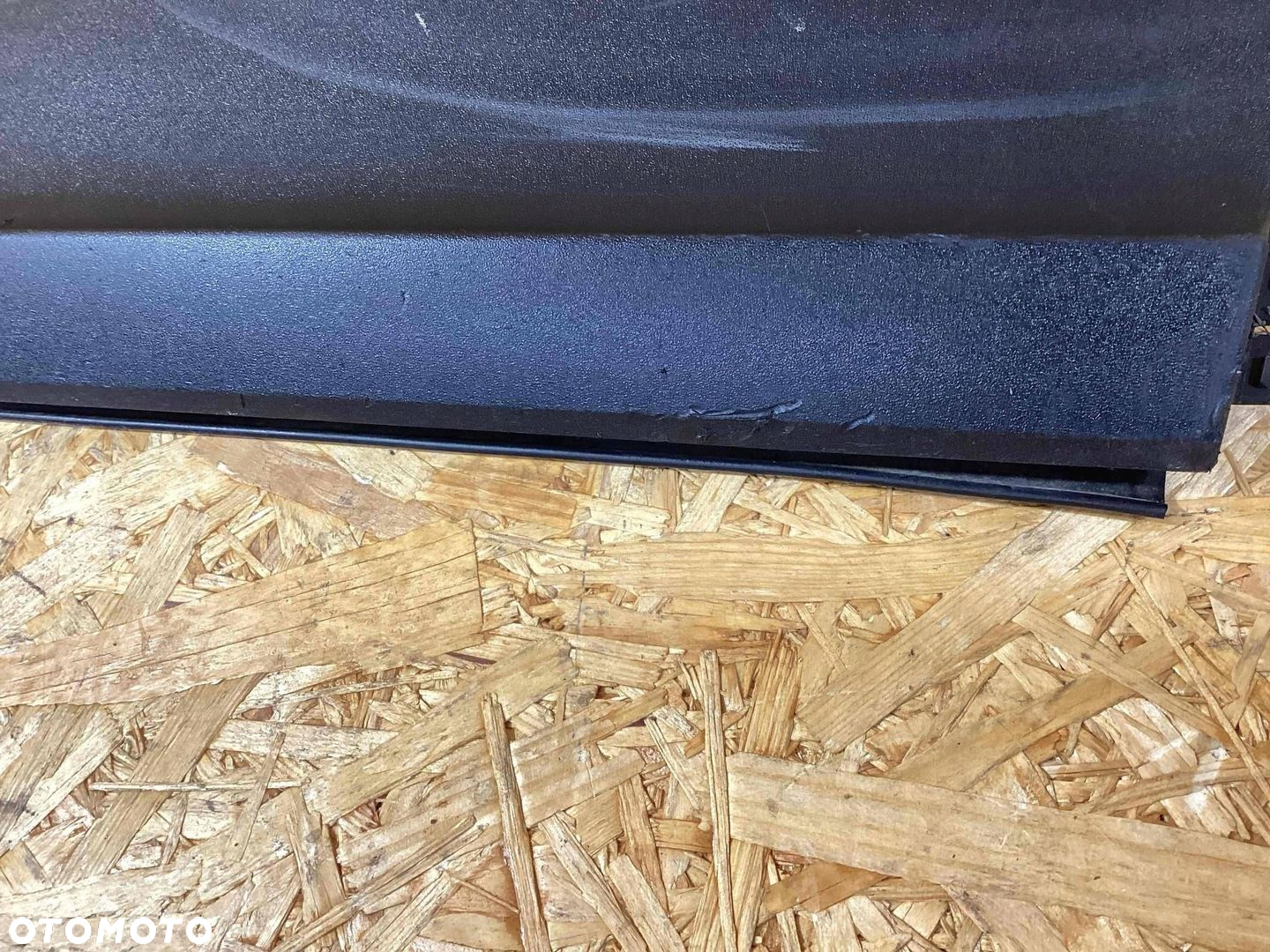 Listwa drzwiowa ozdobna prawa tył PORSCHE CAYENNE 9Y0839096CYOK1 - 5