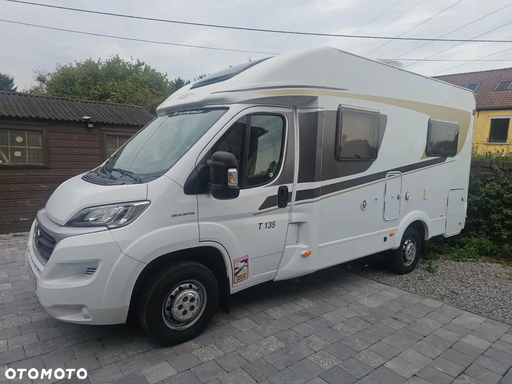 Fiat CARADO - 7