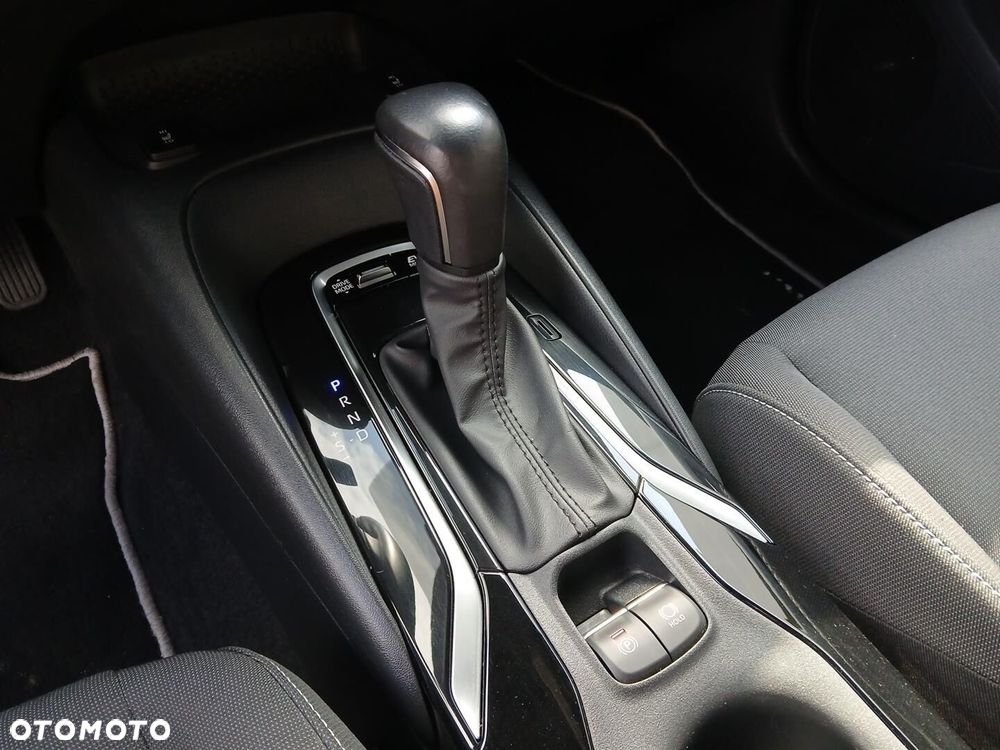 Toyota Corolla 2.0 Hybrid Comfort - 32