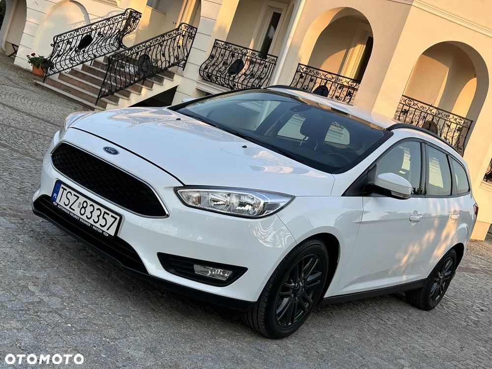 Ford Focus - 23