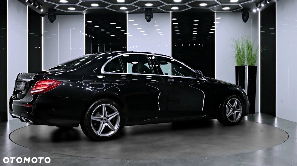Mercedes-Benz Klasa E 220 d 4-Matic AMG - 8