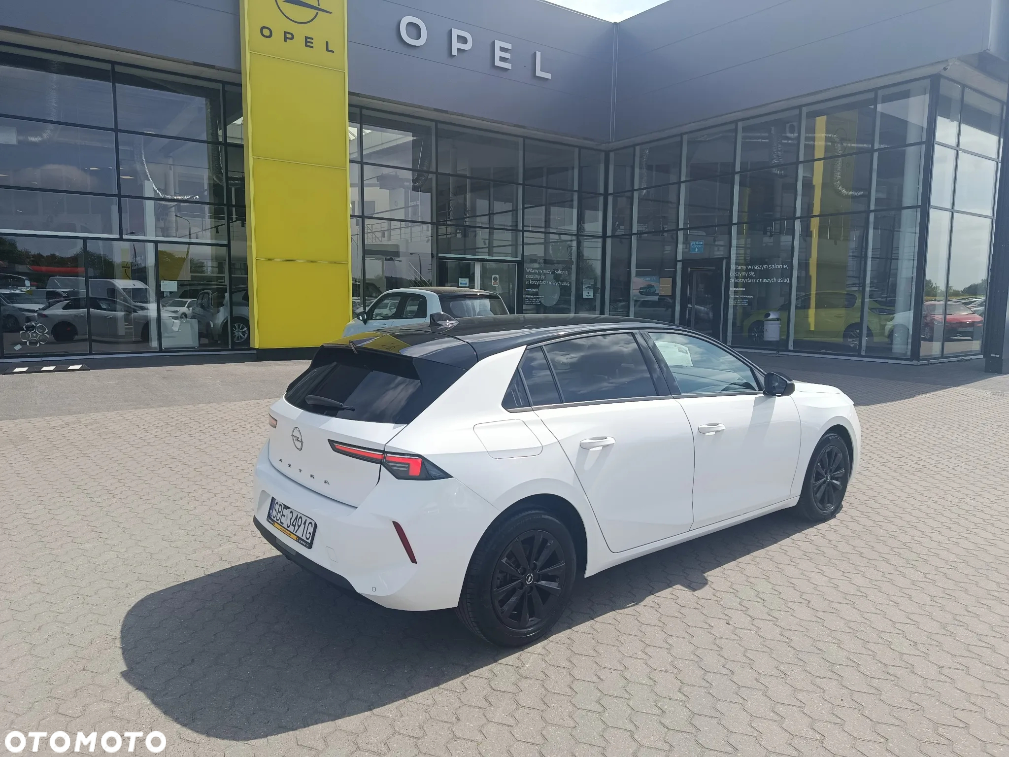 Opel Astra VI 1.2 T Business Edition S&S - 4