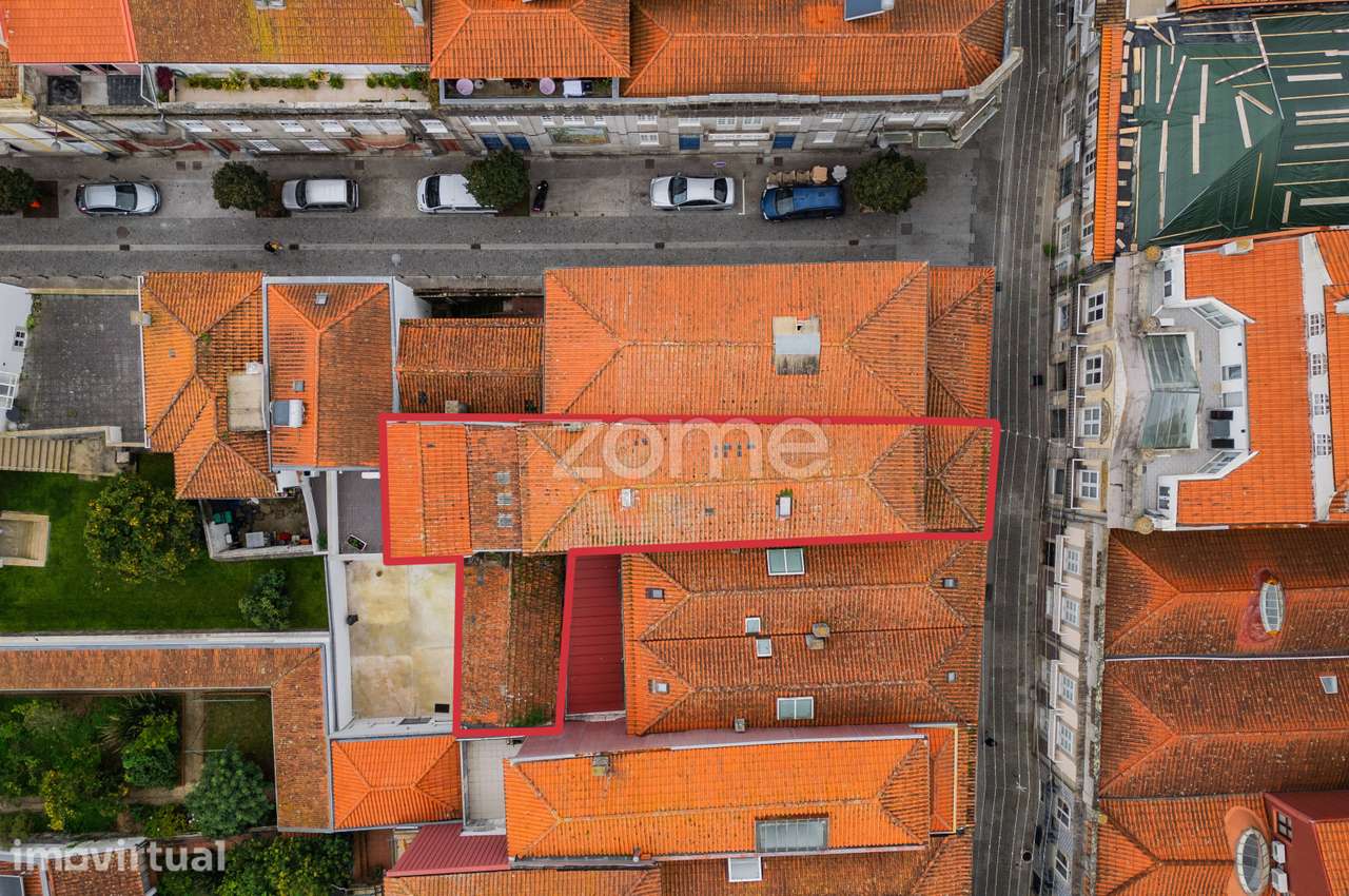 Prédio de Uso Misto no Centro Histórico de Viana do Castelo. - Grande imagem: 5/33