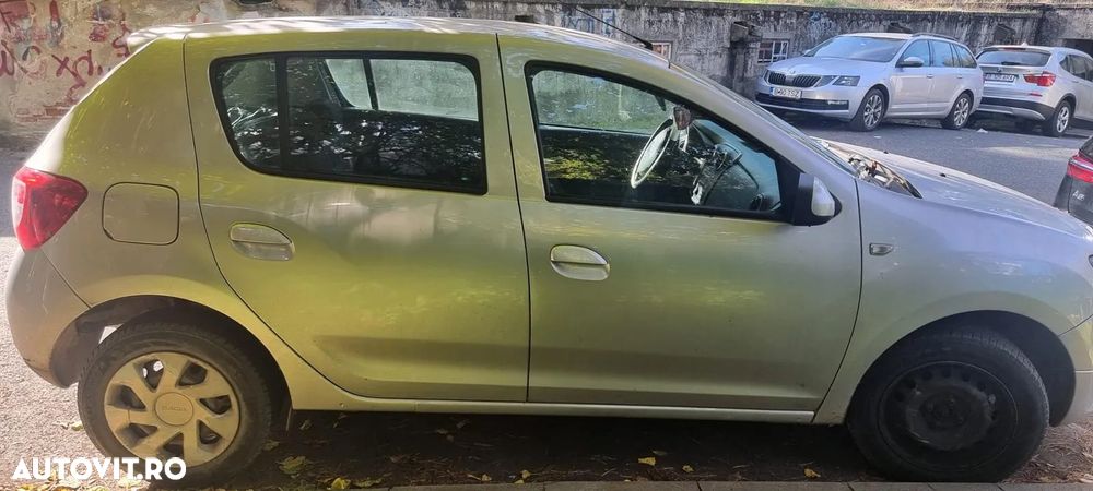 Dacia Sandero - 1