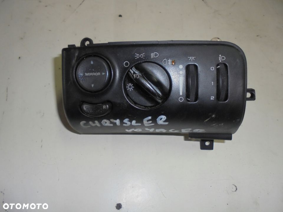 WLACZNIL SWIATEL VOYAGER II 96-00 P04685638 - 4