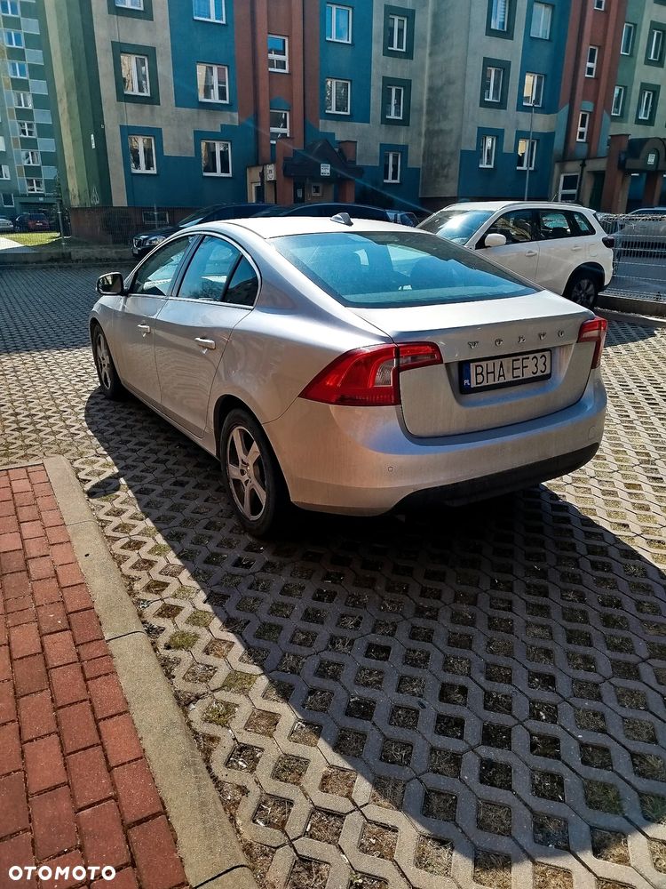 Volvo S60 - 3