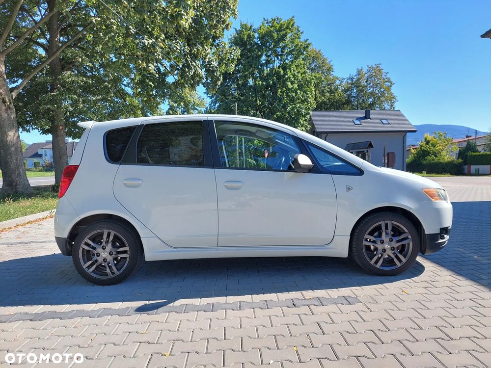 Mitsubishi Colt 1.3 Intense - 1