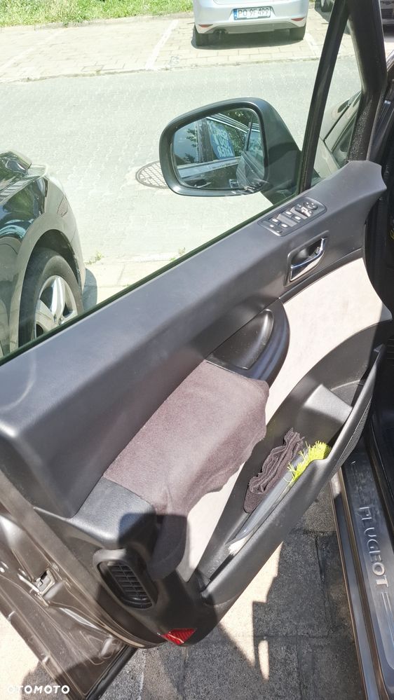 Peugeot 807 2.0 HDi Premium - 11