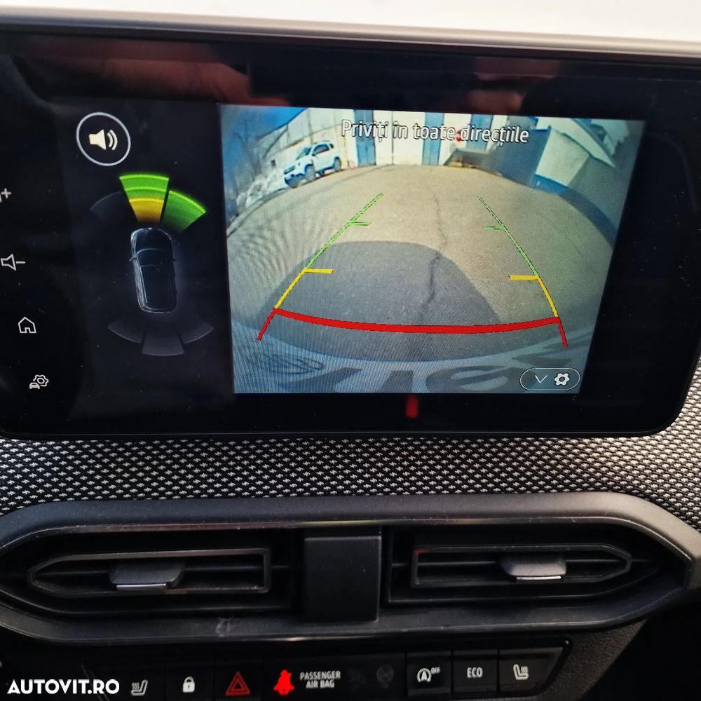 Dacia Logan TCe 90 MT6 Journey+ - 22