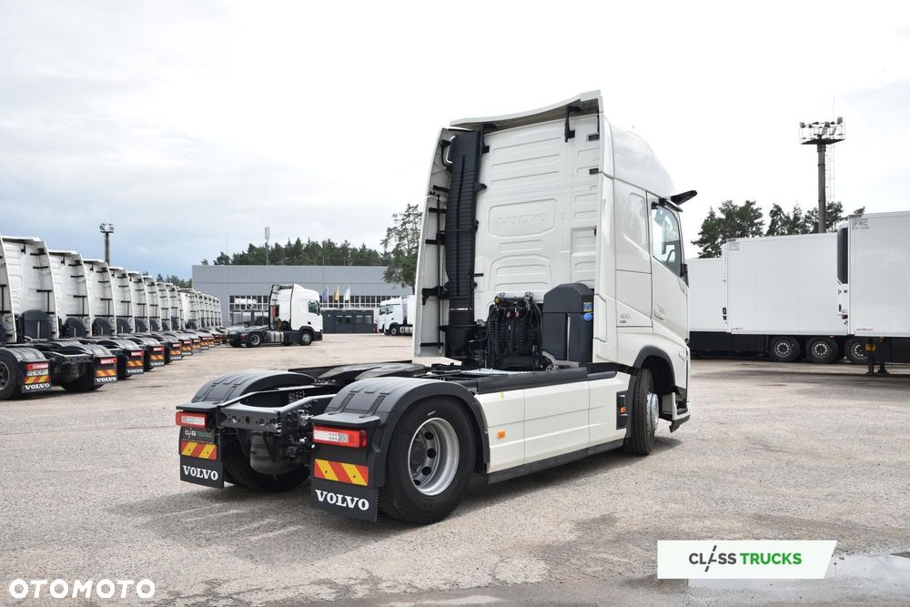 Volvo FH 460 AERO Globetrotter XL ACC i-Save I-ParkCool SideSkirts Mirror Cam - 6