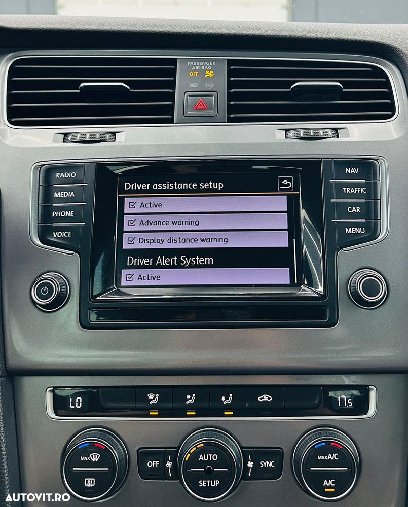 Volkswagen Golf 1.6 TDI BlueMotion Technology Trendline - 28