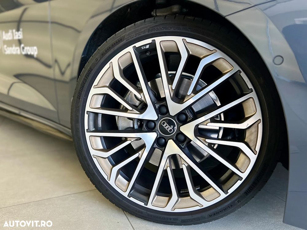 Audi A5 TFSI quattro 150 kW S tronic Edition one - 12