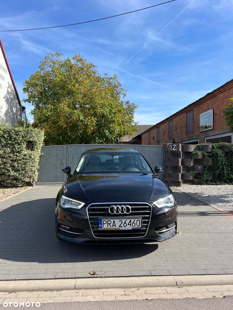 Audi A3 Sportback - 2