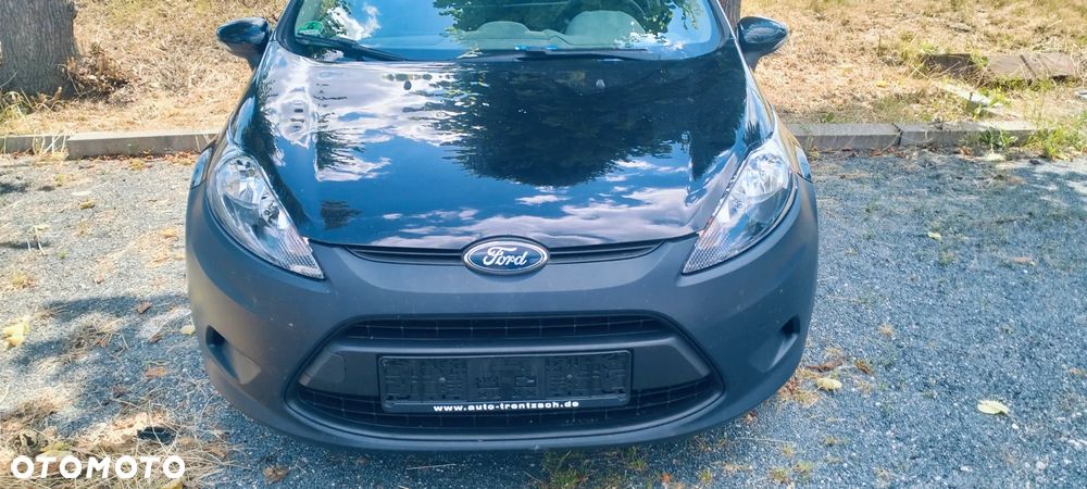 Ford Fiesta 1.25 Ambiente - 2