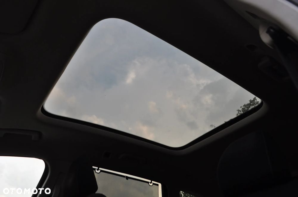 Ford S-Max 2.0 EcoBlue Titanium - 25