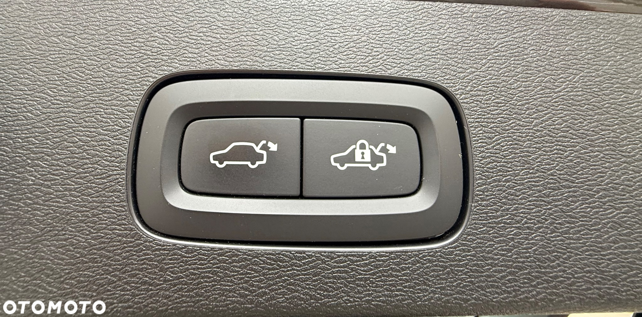 Volvo V60 B4 D Geartronic RDesign - 17