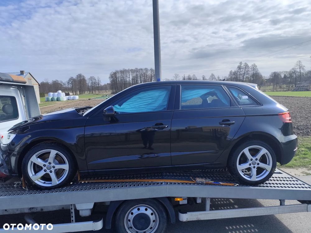 Audi A3 Sportback 2.0 TDI S tronic sport - 2