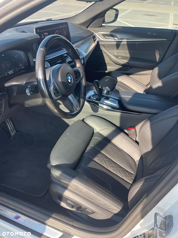 BMW Seria 5 520d xDrive MHEV M Sport sport - 14