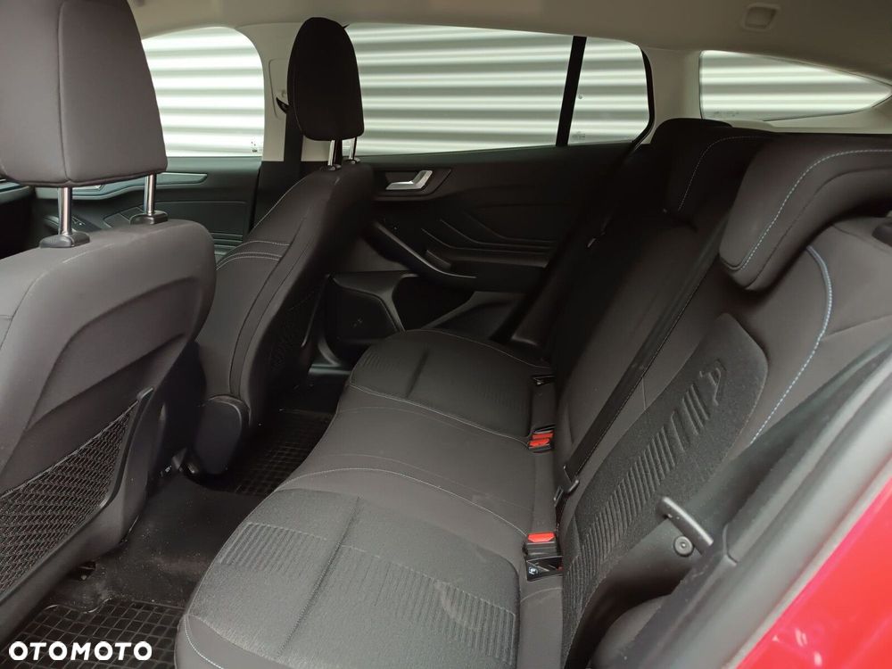 Ford Focus 1.0 EcoBoost mHEV Active X - 33
