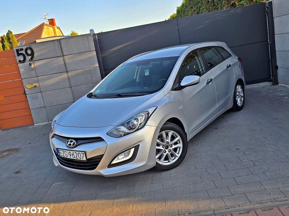 Hyundai i30 1.6 Classic EU5 - 2