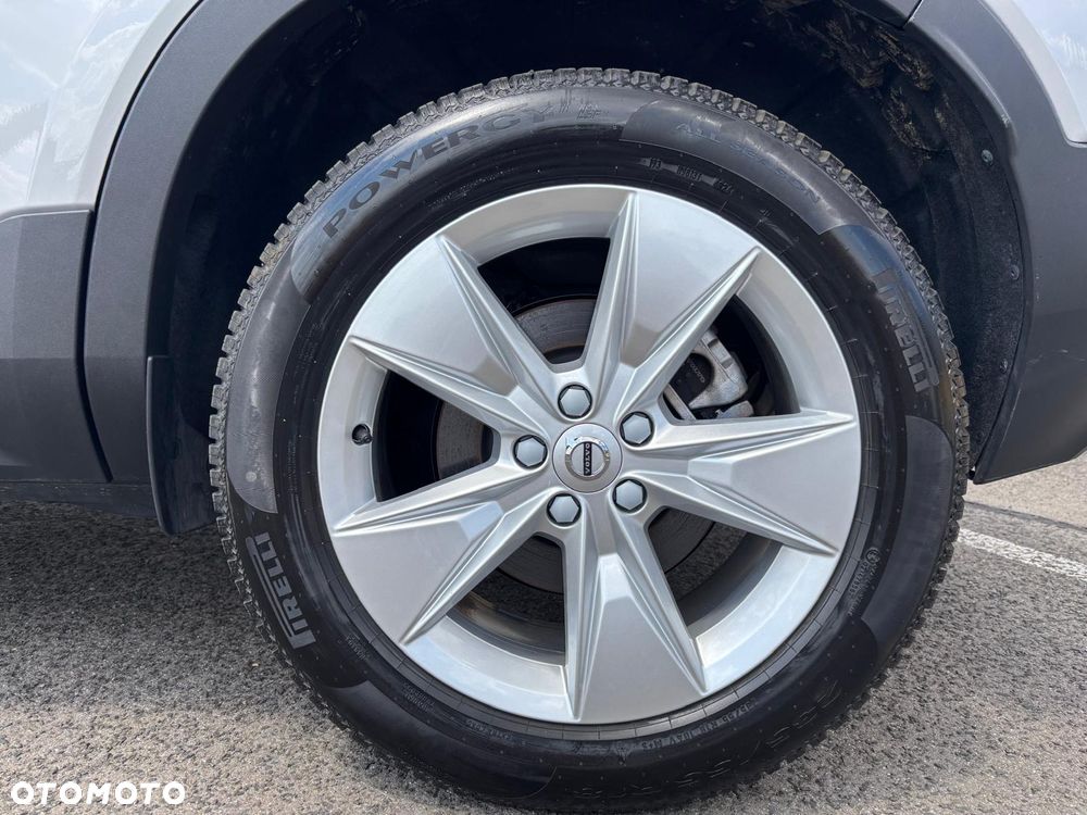 Volvo XC 40 B3 Core - 11