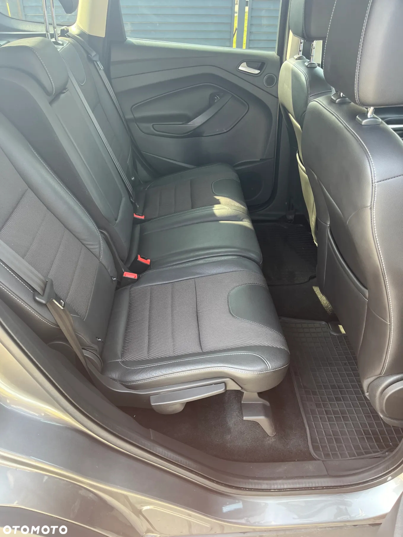 Ford Kuga 2.0 TDCi 4WD Titanium - 5