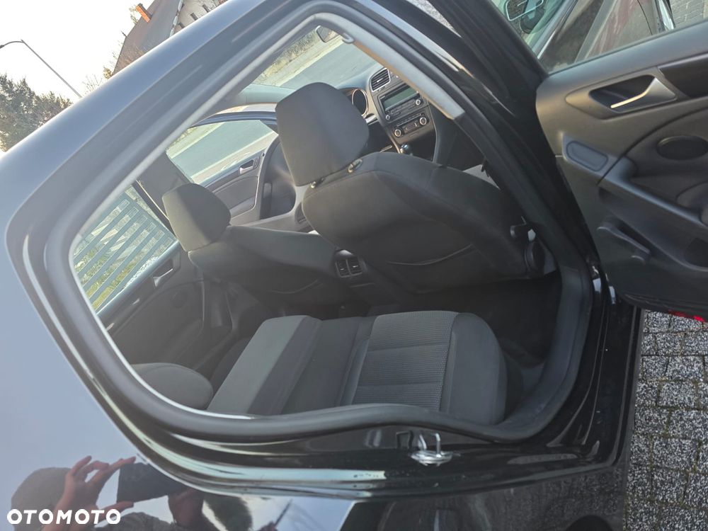 Volkswagen Golf 1.4 MATCH - 11