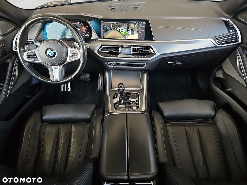 BMW X6 xDrive40i - 32