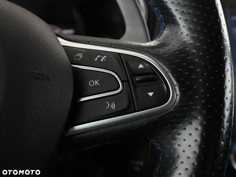Renault Megane ENERGY TCe 205 EDC GT - 32