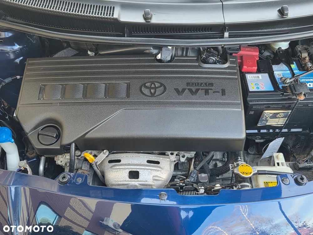 Toyota Yaris 1.33 VVT-i Executive - 37