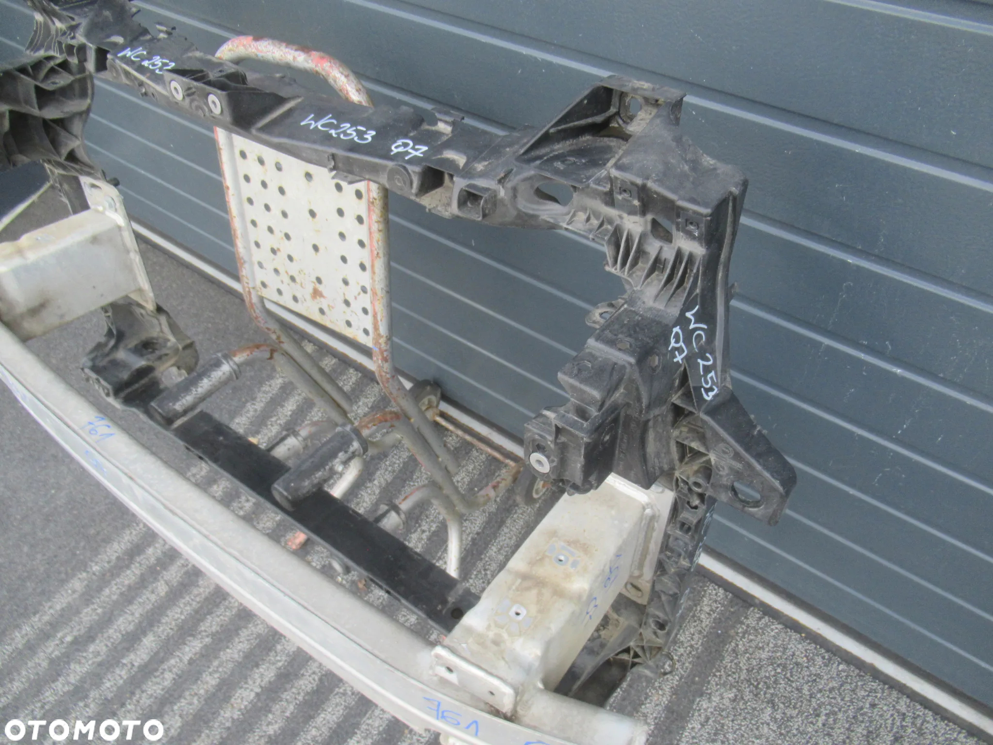 BELKA PAS WZMOCNIENIE CZOŁOWE PRZEDNIE AUDI Q7 II LIFT 4M0 4M0805594 4M0807109C 2019 - 17
