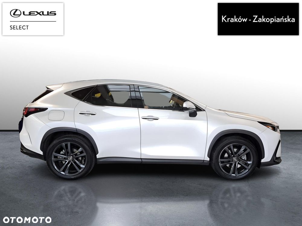 Lexus NX - 7