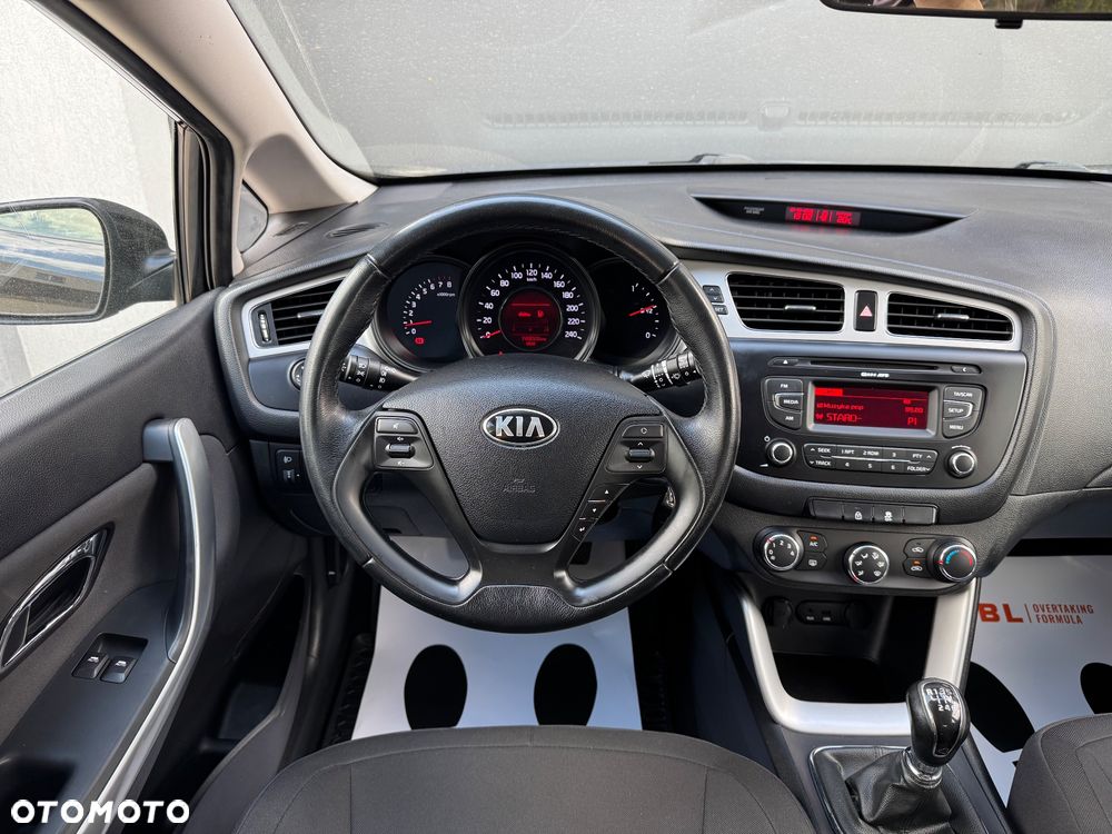 Kia Ceed 1.4 CVVT - 23