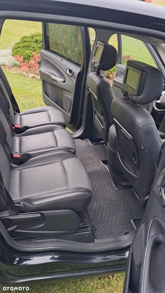 Ford S-Max 2.0 TDCi Titanium - 21