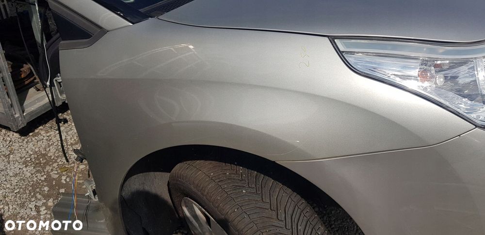 błotnik przód prawy citroen c4 i kolor - 1