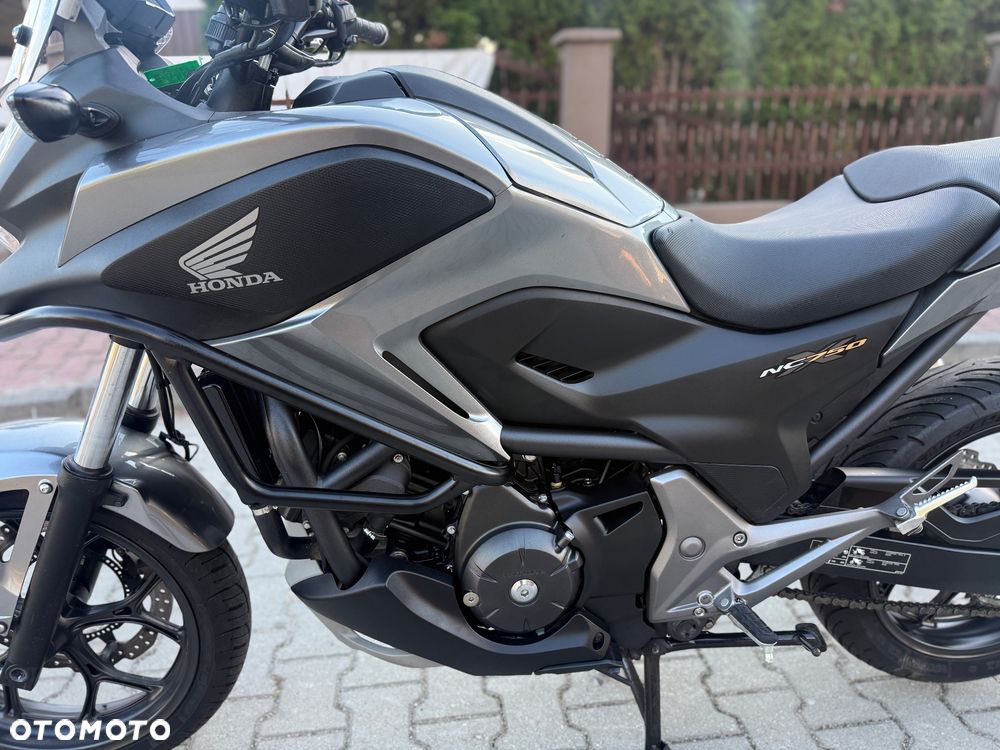 Honda NC - 23