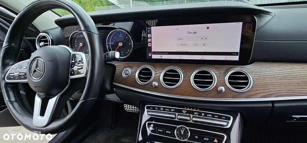 Mercedes-Benz Klasa E 220 d Business Edition 9G-TRONIC - 24