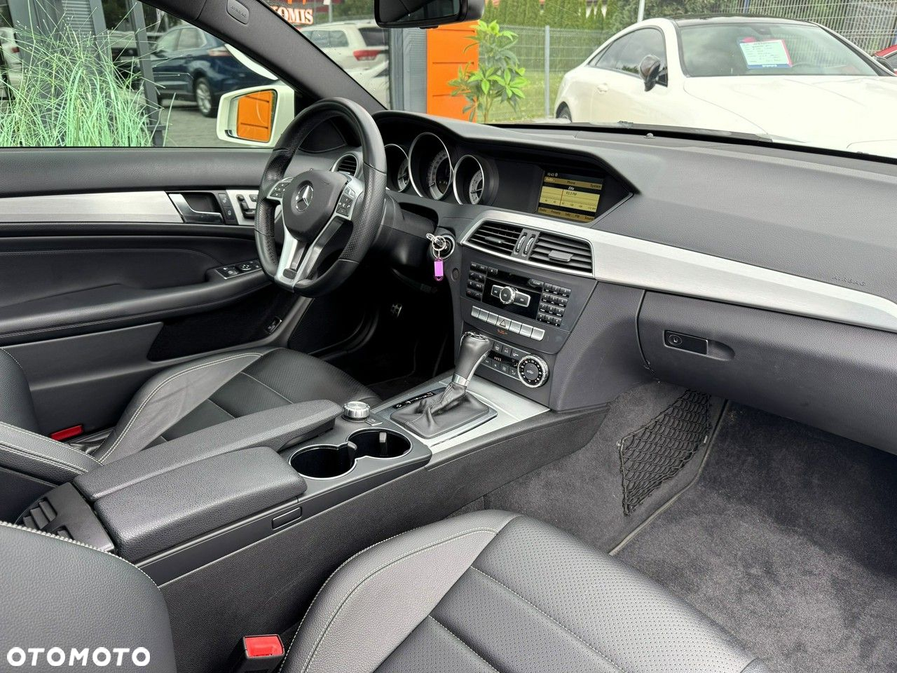 Mercedes-Benz Klasa C 250 Coupe (BlueEFFICIENCY) 7G-TRONIC - 24