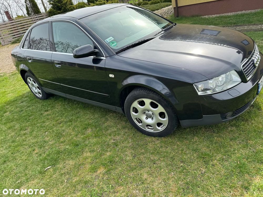 Audi A4 Avant - 1