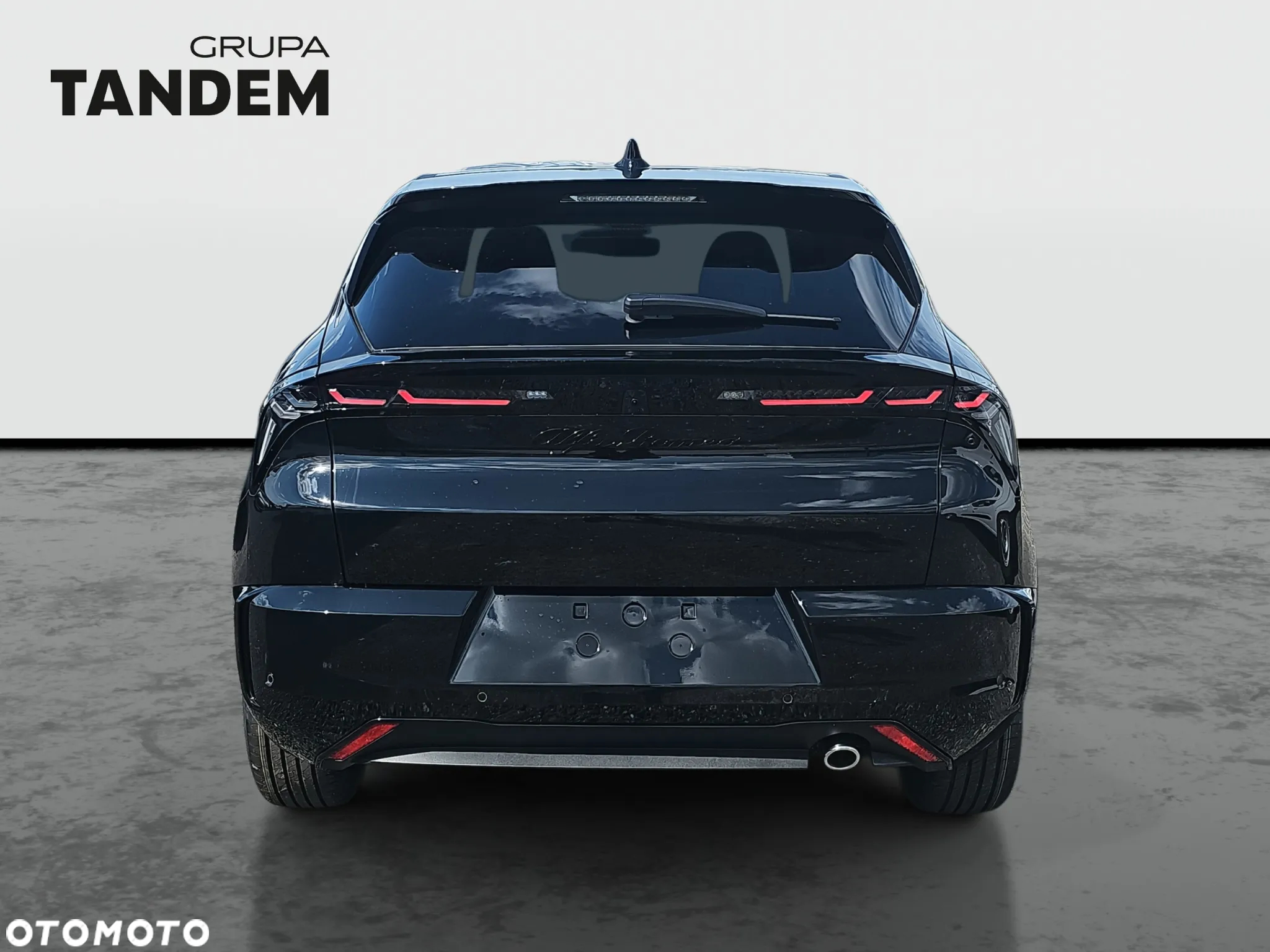 Alfa Romeo Junior 1.2 mHEV Ibrida Q4 eDCT - 6