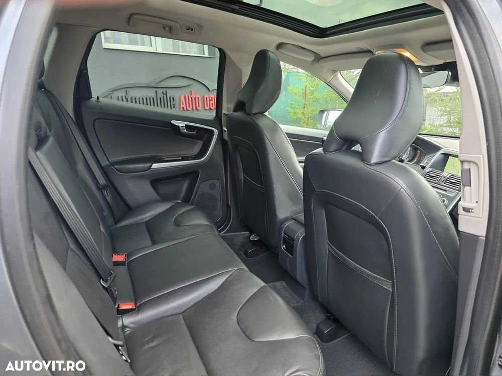 Volvo XC 60 D4 Summum - 8