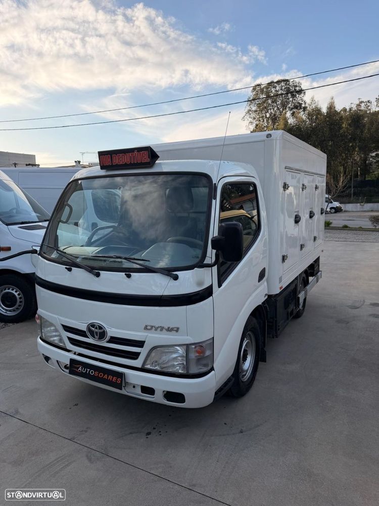 Toyota Dyna C/Frio Iva Dedutivel - 4